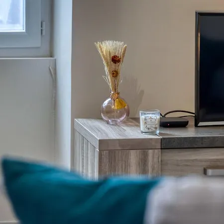 Appartement #hd White & Grey T2 Belle Electrique Grenoble